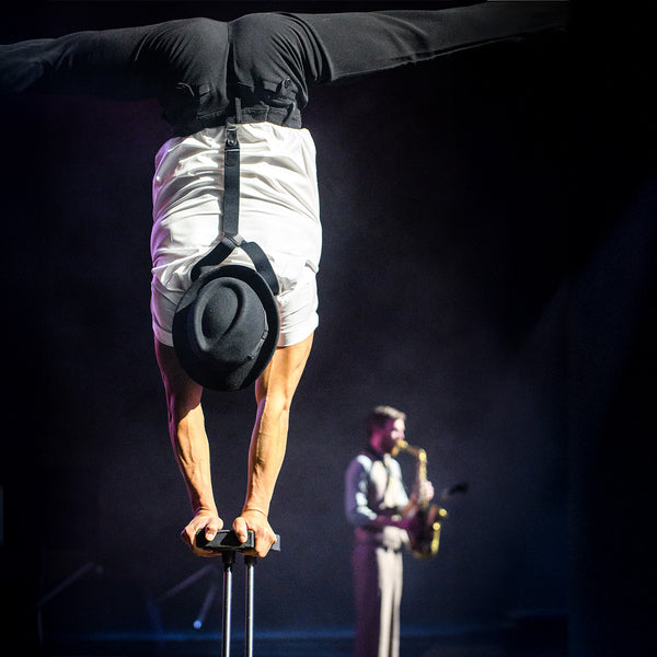 Colossal Circus Wellington hand balancing