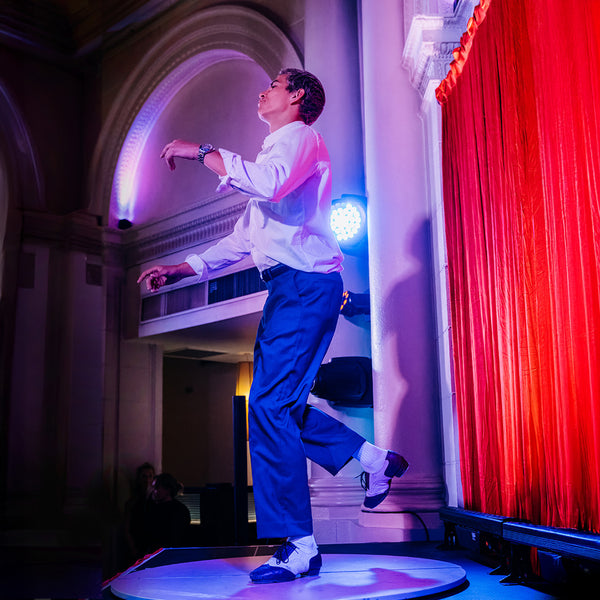 Colossal Circus Wellington dancer