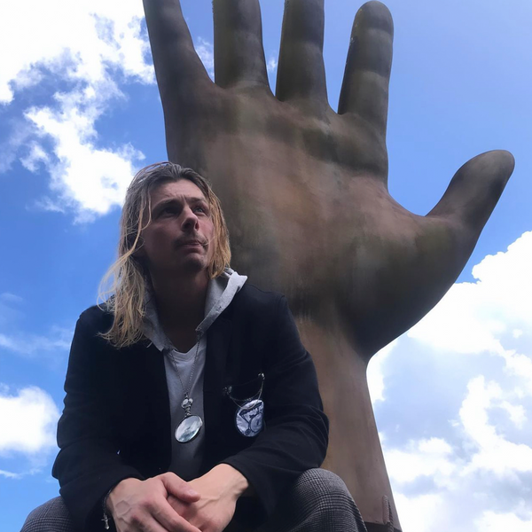 Jesse James - Palm Reader and Esoteric Entertainer - Auckland