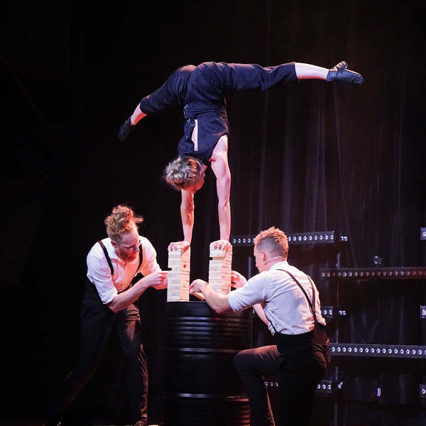 Laser Kiwi - Comedy Circus Trio - Wellington