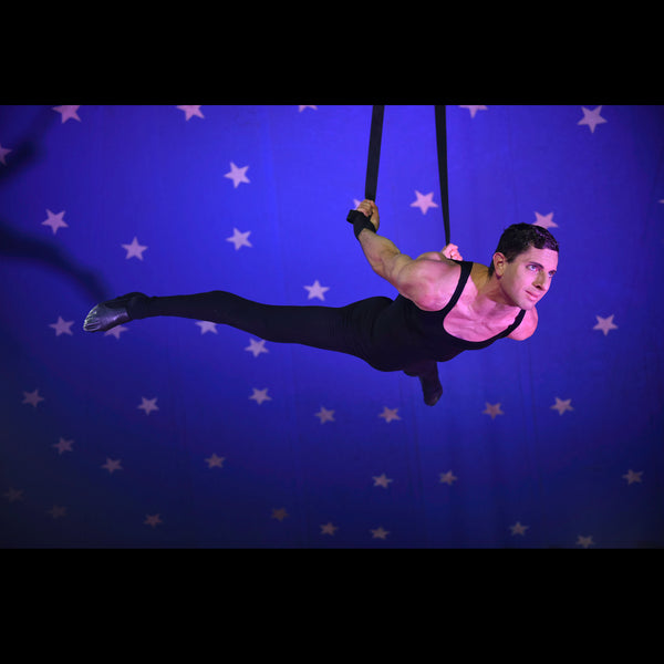 Mitchell Pitch  -  Circus Artist and Entertainer -  Auckland