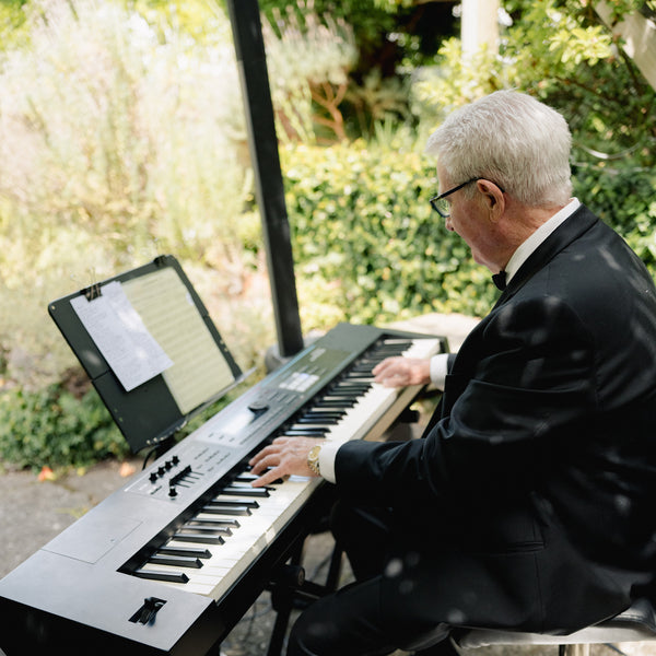 Max Purdie - solo piano player - Auckland