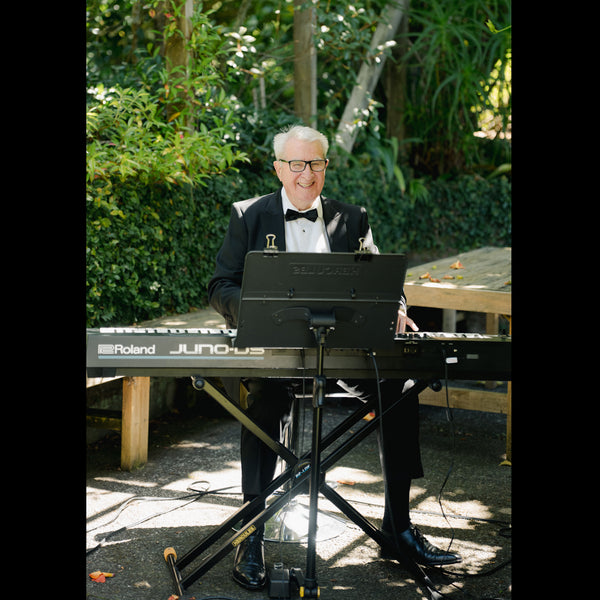 Max Purdie - solo piano player - Auckland