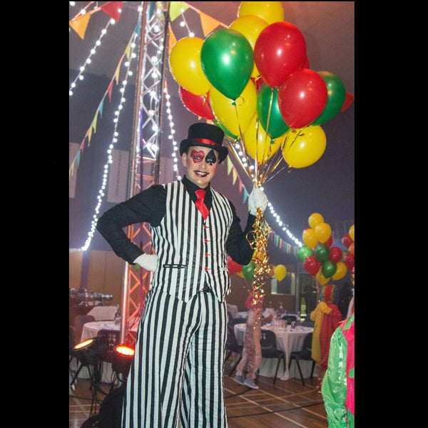 Circus in a Flash - Circus Entertainers - Tauranga