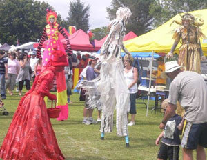 Free Lunch - Stilt Walkers - Hamilton