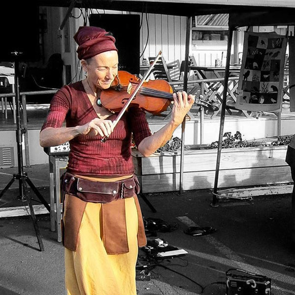 Karen Hunter / Karena Koa - Celtic Maori Folk Fusion - Auckland