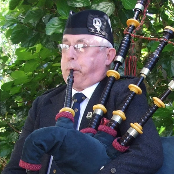 Solo Highland Piper in My Area - Anywhere in New Zealand
