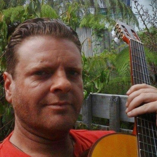 Murray Sargeant - Solo Classical Guitarist - Bay of Islands