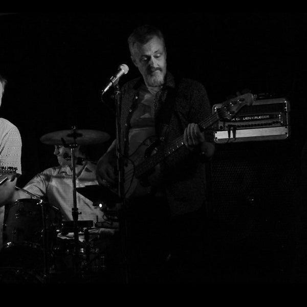 Rocky Rhodes - 4 Piece Covers Band - Hamilton