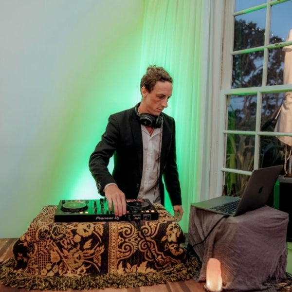 Stu J - DJ - Auckland