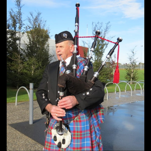 Stuart Wood - Bagpipe Player - Christchurch