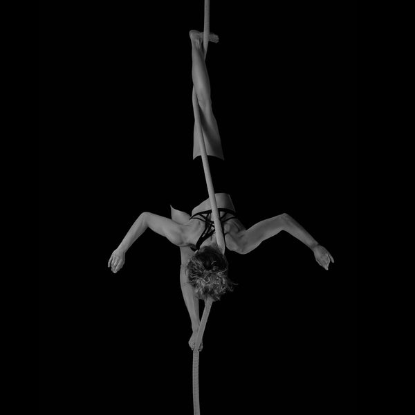 Imogen Stone - Aerial Circus and Variety Artist - Wellington