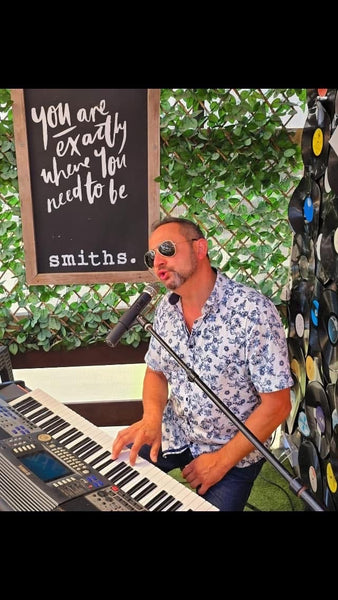 Kane Steves vocalist - pianist - Auckland