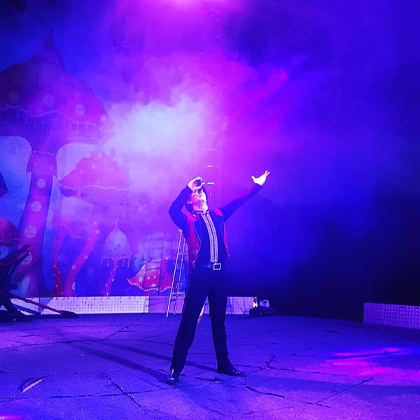 Mitchell Pitch  -  Circus Artist and Entertainer -  Auckland