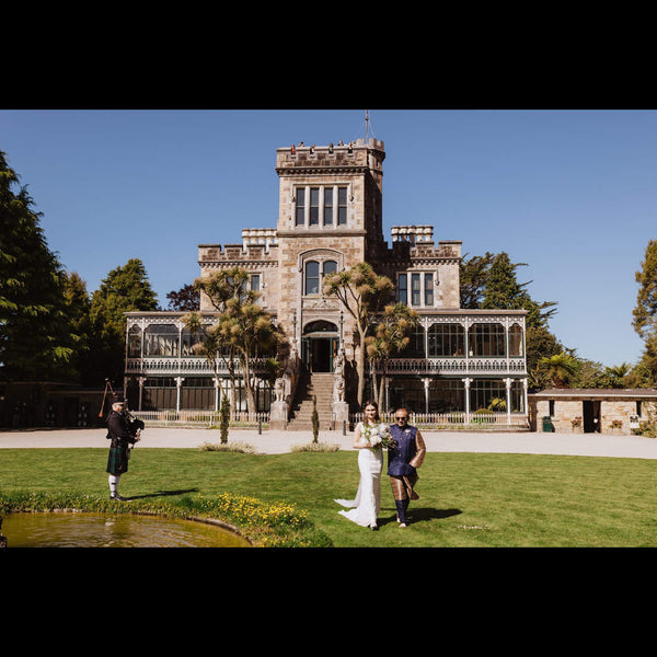 Larnach's Castle wedding with Dunedin bagpiper Lee Hart