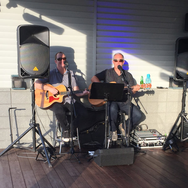 Outdoor live performance acoustic duo