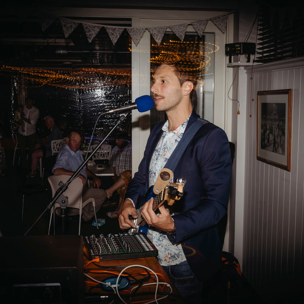 DJ and guitarist singer Ant Tarrant playing live