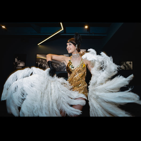 Finesse Entertainment Auckland feathers 1920's style dance