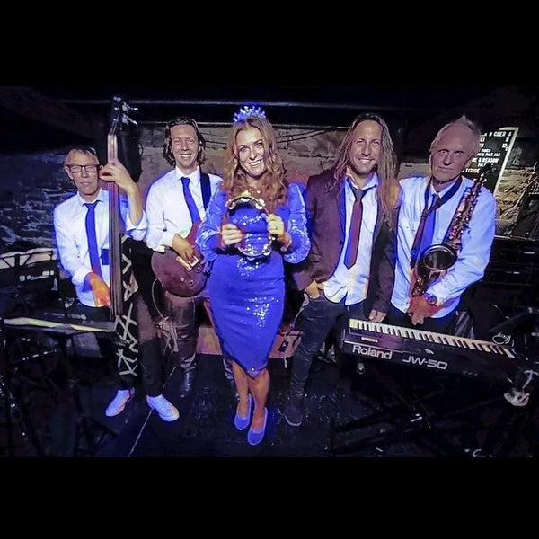 Queenstown covers band Ginger and Tonic for your event