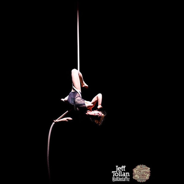 Imogen Stone aerial display with rope