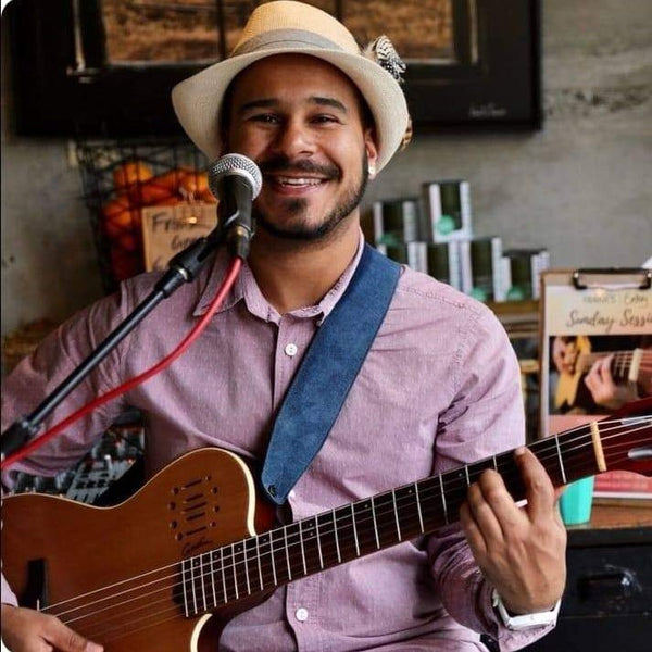 Je Marco - Solo Guitarist Singer - Queenstown