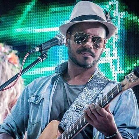 Je Marco - Solo Guitarist Singer - Queenstown