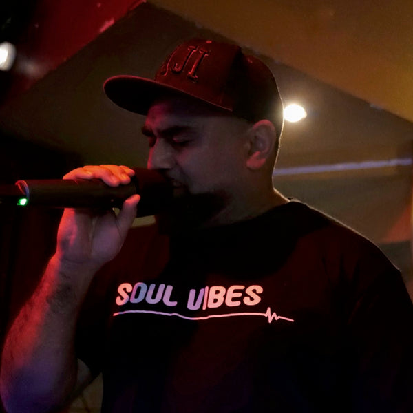 Soul Vibes Auckland Soul and Funk Covers Band Singer